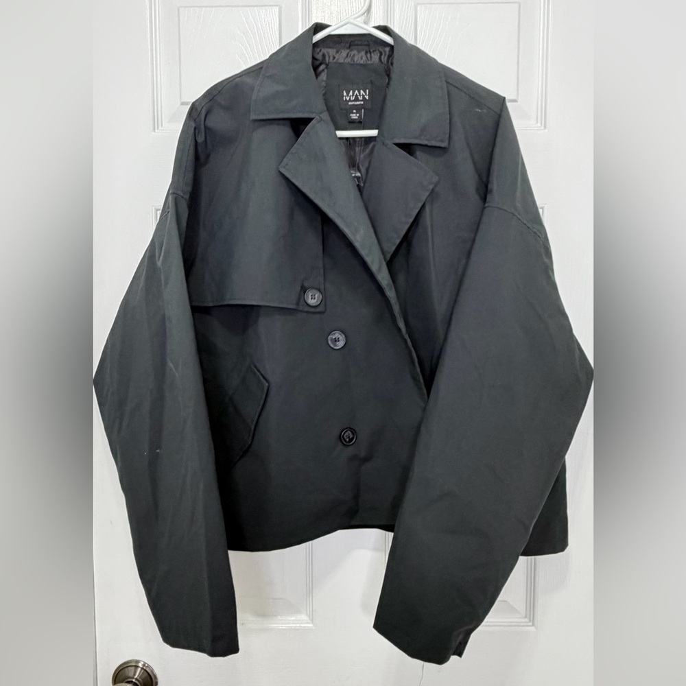 BoohooMan Cropped Double Breasted Trench Coat- BLACK-XL